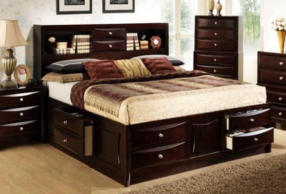 Mẫu giường gỗ cổ điển chứa nhiều ngăn kéo