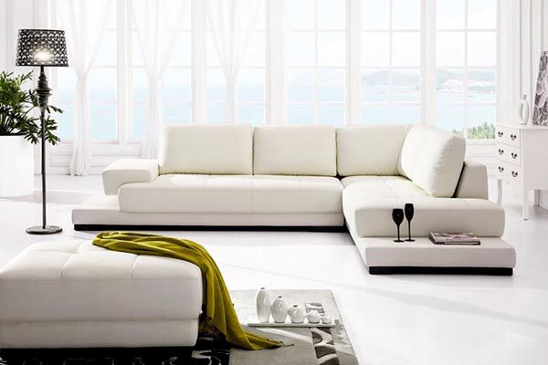 Chọn sofa màu trắng khi tường sơn màu trắng cho không gian sang trọng